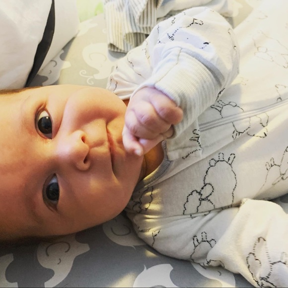 Meet your Posher, Alix - Picture 3 of 3